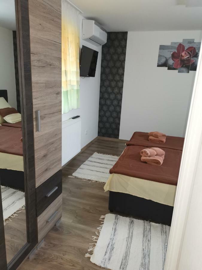 Gal Apartmanhaz Harkány Εξωτερικό φωτογραφία