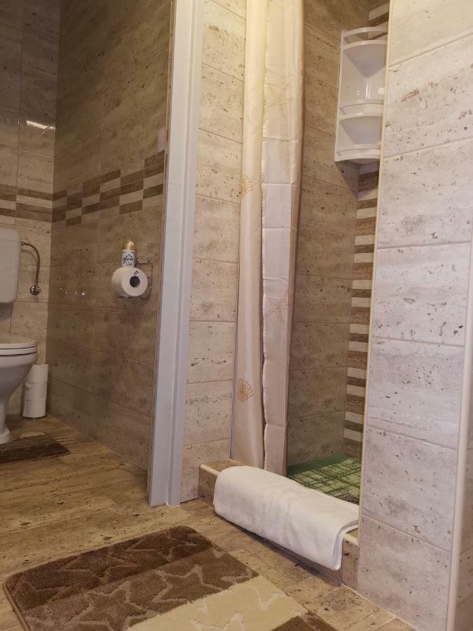 Gal Apartmanhaz Harkány Εξωτερικό φωτογραφία