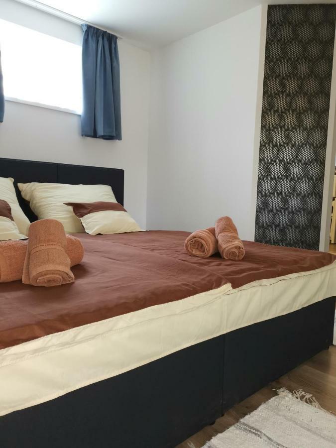 Gal Apartmanhaz Harkány Εξωτερικό φωτογραφία