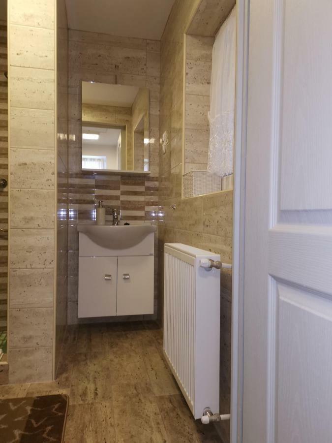 Gal Apartmanhaz Harkány Εξωτερικό φωτογραφία