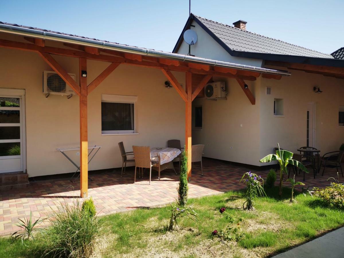 Gal Apartmanhaz Harkány Εξωτερικό φωτογραφία